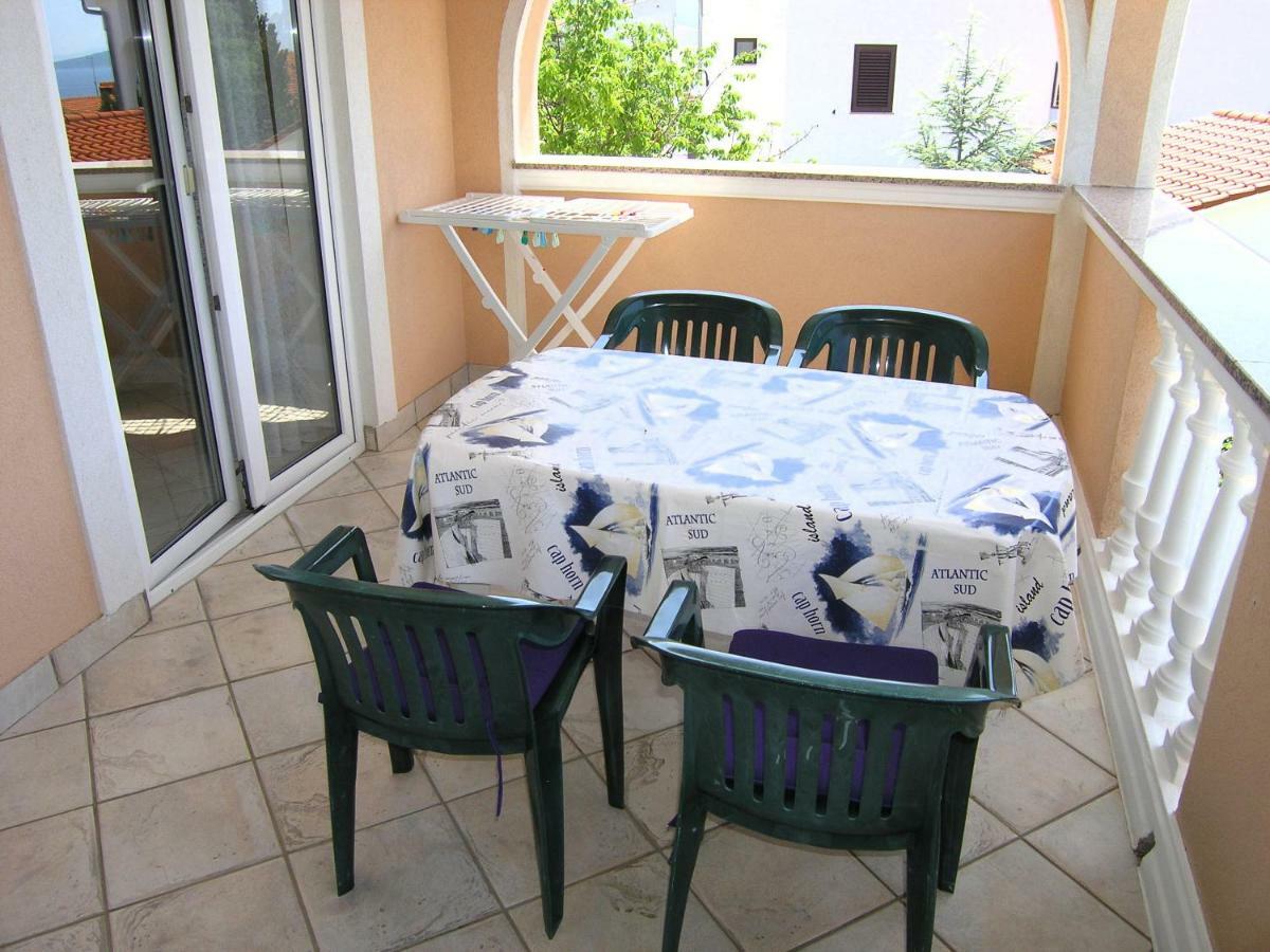 Ferienwohnung Apartman Juric Krk Town Exterior foto