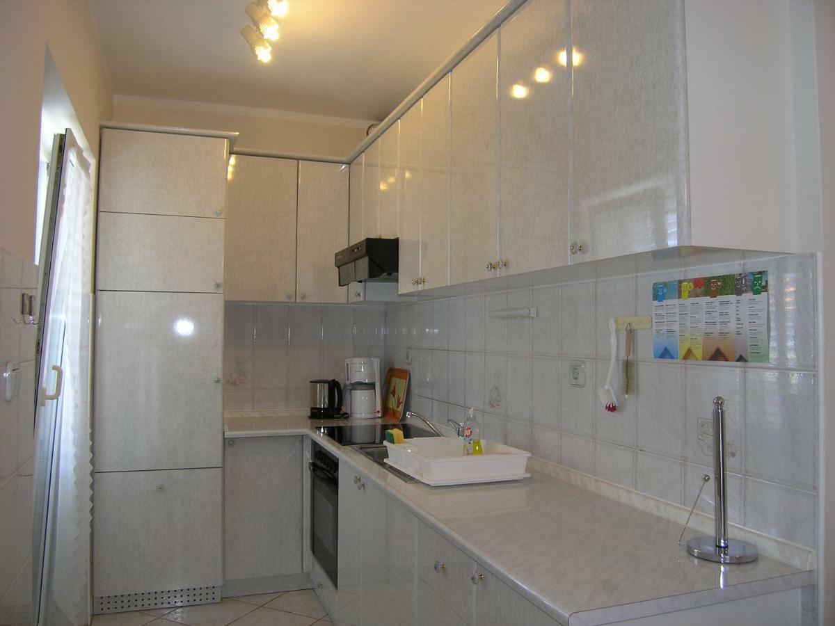 Ferienwohnung Apartman Juric Krk Town Exterior foto