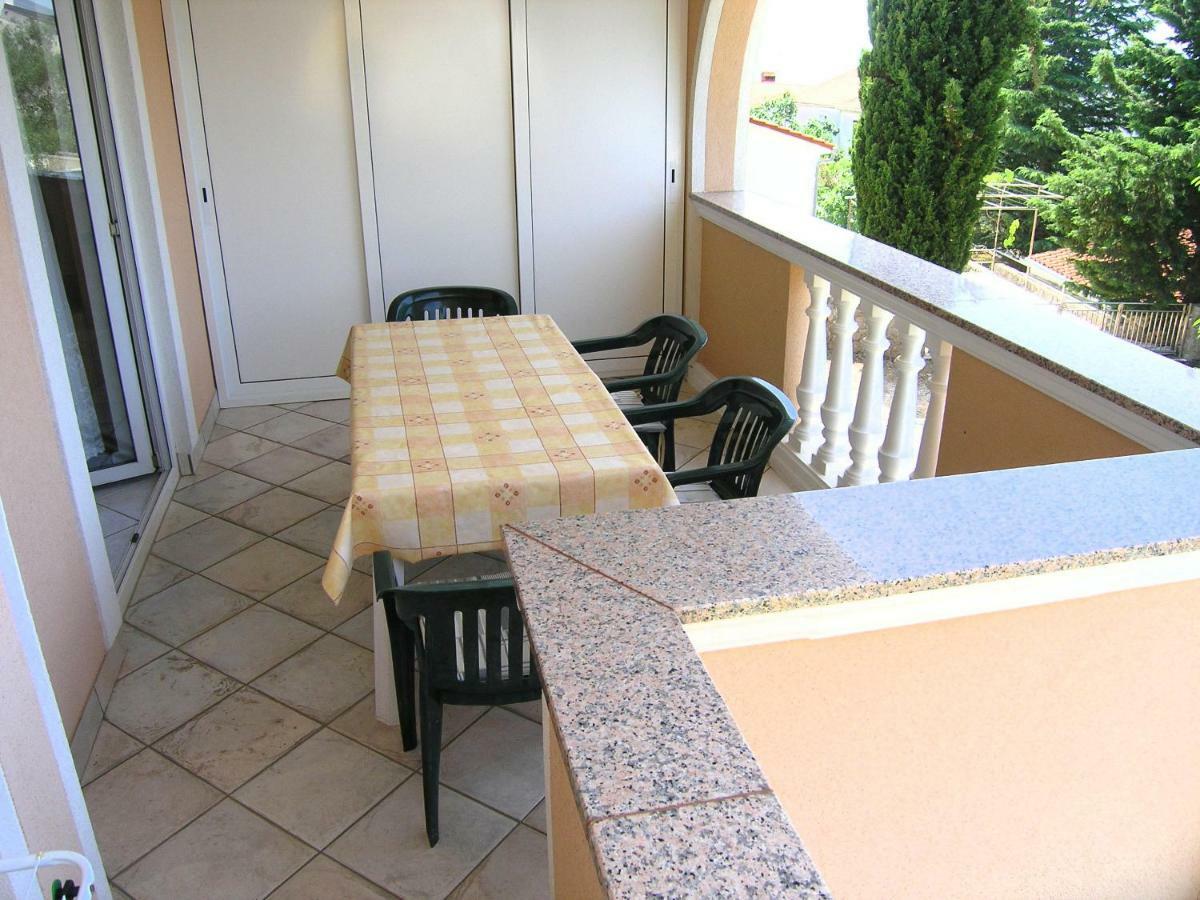 Ferienwohnung Apartman Juric Krk Town Exterior foto
